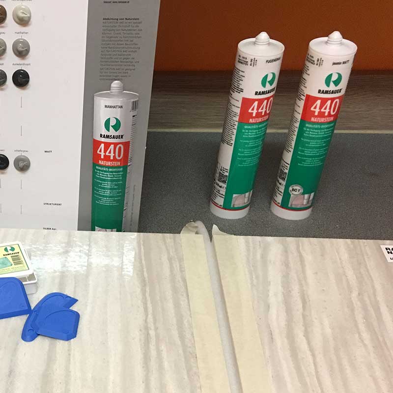 герметик для природного камня RAMSAUER® 440 NATURSTEIN очень востребован во многих сферах применения: